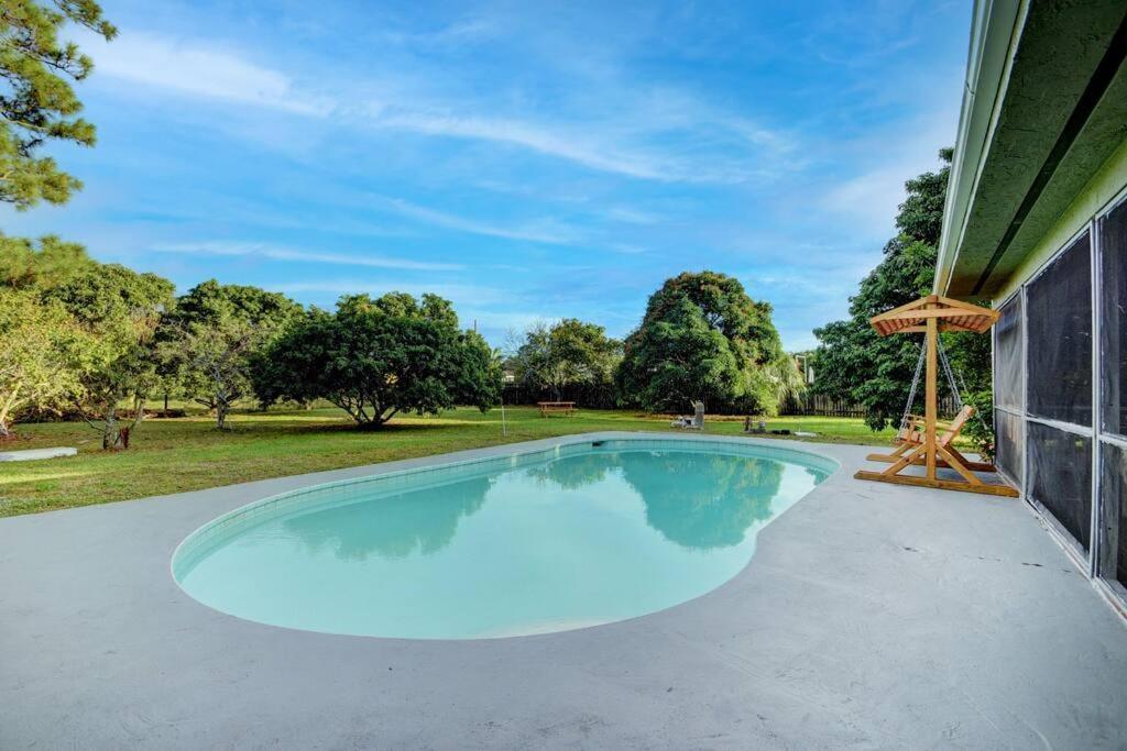 Ananda Farmhouse And Retreat. Lake Worth Beach Ngoại thất bức ảnh
